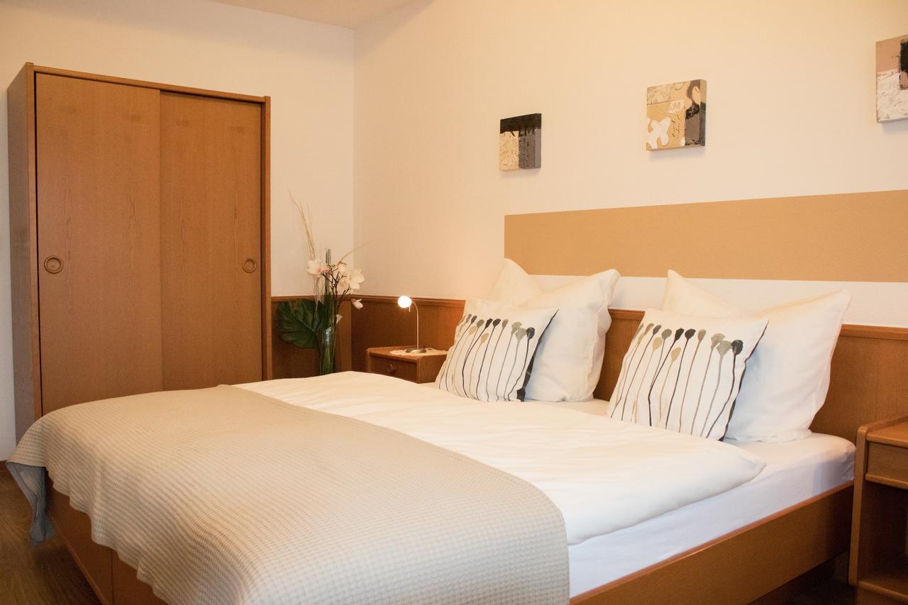 Stadthotel Russelsheim Buitenkant foto